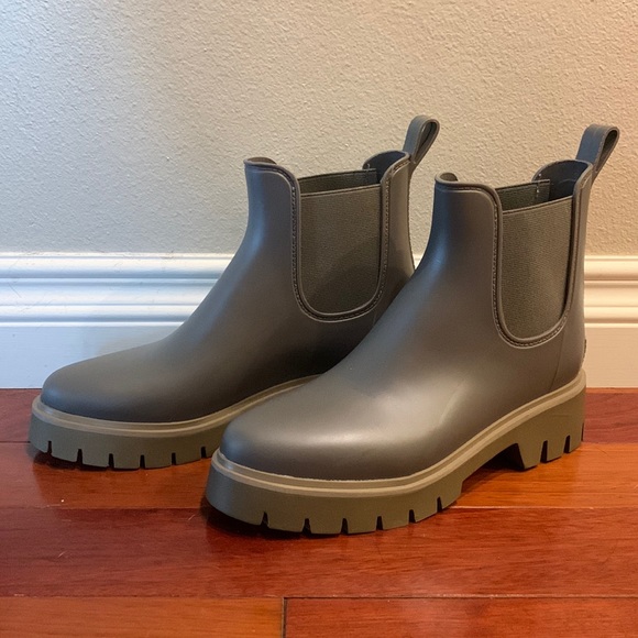 Dolce Vita Dolce Vita Women's Thundr H2O Boots olive NEW size 10 - Picture 1 of 7